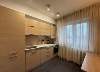 Продаю 1-комнатную квартиру, 35 м2, Новосибирск, улица Сакко и Ванцетти, 46, метро Речной вокзал