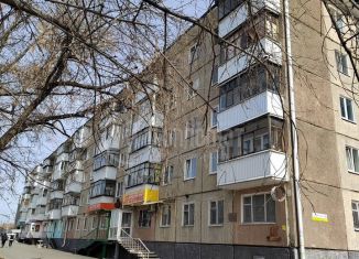 Продам двухкомнатную квартиру, 45 м2, Курган, улица Карбышева, 46