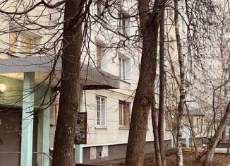 Продается 3-комнатная квартира, 59 м2, Москва, улица Молостовых, 11к1, улица Молостовых