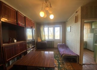 Сдается 2-ком. квартира, 44 м2, Волхов, Волховский проспект, 43