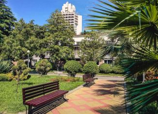 Продаю 1-комнатную квартиру, 32 м2, Сочи, Новороссийское шоссе, 17, микрорайон Малый Ахун