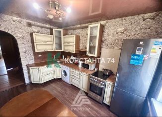 Продаю 2-ком. квартиру, 54.5 м2, Челябинск, улица Сталеваров, 80