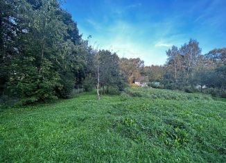 Продам участок, 3.3 сот., Москва, деревня Нижнее Валуево, 9Б