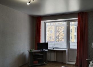 Продажа 2-ком. квартиры, 44.5 м2, Новомосковск, улица Трудовые Резервы, 37