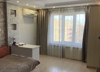 Четырехкомнатная квартира на продажу, 72 м2, Отрадный, улица Орлова, 10