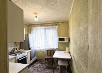 Продам однокомнатную квартиру, 31 м2, Челябинск, улица Молодогвардейцев, 25, Курчатовский район