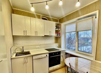 Продается 2-ком. квартира, 43 м2, Архангельск, улица В.И. Воронина, 25, округ Варавино-Фактория