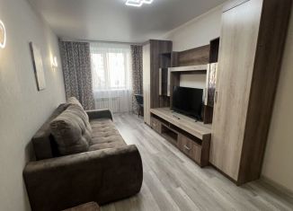 Сдача в аренду 2-ком. квартиры, 56 м2, Саратов, улица имени Ф.А. Блинова, 52А