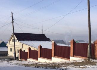 Продаю дом, 217 м2, посёлок городского типа Могойтуй, Сибирская улица, 1