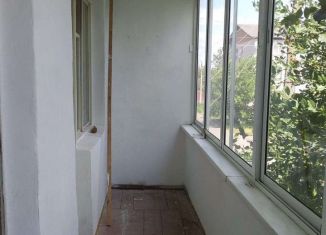 Трехкомнатная квартира на продажу, 63 м2, Рыльск, переулок Володарского, 5