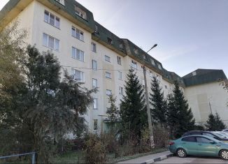 Сдается в аренду 3-ком. квартира, 78 м2, Кубинка, Армейская улица, 14