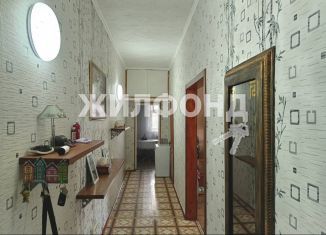 Продажа 3-комнатной квартиры, 61.2 м2, Карасук, улица Шукшина, 8