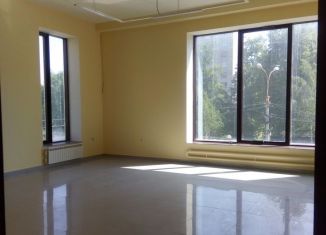 Сдача в аренду офиса, 45 м2, Калужская область, улица Курчатова, 36