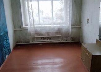 Трехкомнатная квартира на продажу, 79 м2, село Поспелиха, улица Гончарова, 183
