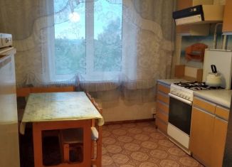 Аренда 2-комнатной квартиры, 51 м2, Зарайск, 2-й микрорайон, 12