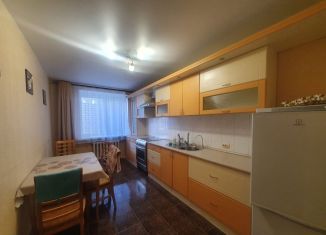 Сдается 2-комнатная квартира, 60 м2, Брянск, проспект Станке Димитрова, 106