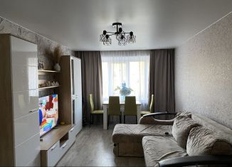 Продается 3-комнатная квартира, 63 м2, село Николо-Павловское, Юбилейная улица, 2