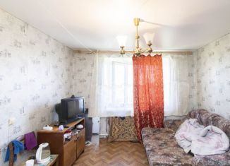 Продам комнату, 13.1 м2, Тюменская область, улица Республики, 220