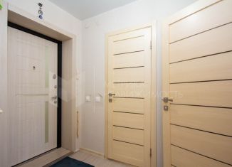 Однокомнатная квартира на продажу, 41.2 м2, Тюмень, улица Избышева, 8, ЖК Нефтяник