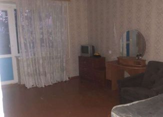 Продается 1-комнатная квартира, 34 м2, Зеленокумск, улица 50 лет Октября