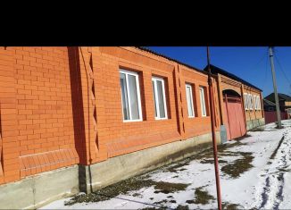 Продаю дом, 105 м2, село Толстой-Юрт