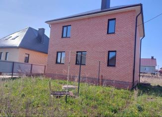 Продаю дом, 110.6 м2, посёлок городского типа Нижняя Мактама, Каштановая улица, 23