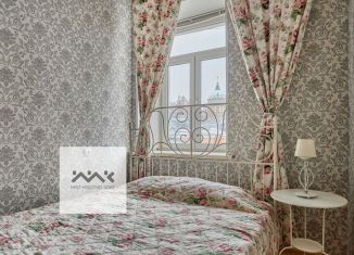 Продается 2-комнатная квартира, 69 м2, Санкт-Петербург, набережная канала Грибоедова, 18-20В, метро Невский проспект