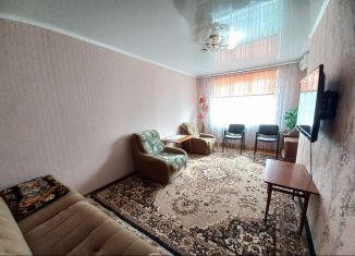 Двухкомнатная квартира на продажу, 46 м2, Балашов, Фестивальная улица, 8