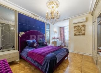 Продается 4-комнатная квартира, 130 м2, Москва, Ломоносовский проспект, 25к3, метро Раменки