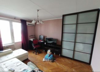 Продажа трехкомнатной квартиры, 64.8 м2, Москва, Саянская улица, 20