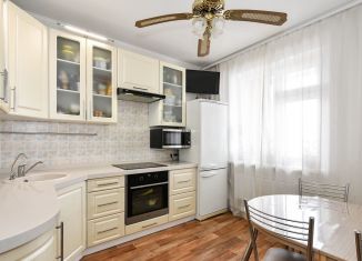 Продаю двухкомнатную квартиру, 53 м2, Новосибирск, улица Тюленина, 24