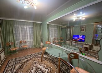 Продажа 2-комнатной квартиры, 46 м2, Батайск, улица Крупской, 42