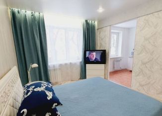 Аренда 1-комнатной квартиры, 40 м2, Красноярский край, проспект Курчатова, 10А