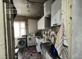 Продам трехкомнатную квартиру, 47.7 м2, Свердловская область, улица Суворова, 106