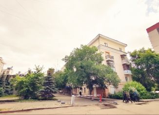 Сдам 2-комнатную квартиру, 56 м2, Челябинск, улица Свободы, 90