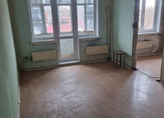 3-комнатная квартира на продажу, 57 м2, Челябинская область, улица Стахановцев, 114