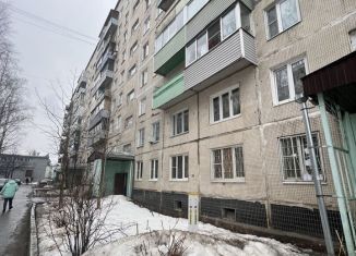 Трехкомнатная квартира на продажу, 51 м2, Московская область, улица Калинина, 10А