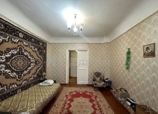 Продажа трехкомнатной квартиры, 71 м2, Каменск-Шахтинский, проспект Карла Маркса, 50