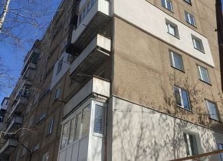 Продается 3-комнатная квартира, 57 м2, Саратов, Шелковичная улица, 198