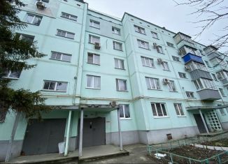 Продажа четырехкомнатной квартиры, 77.5 м2, Ростовская область, улица Толбухина, 8