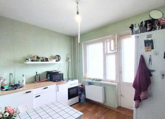 Продажа однокомнатной квартиры, 38 м2, Курская область, улица Батова, 4