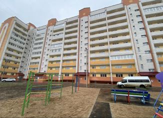 Продается 2-комнатная квартира, 66 м2, Смоленск, Промышленный район, улица Крупской, 54Б