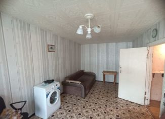 Продаю 2-комнатную квартиру, 45 м2, Новосибирск, Комсомольская улица, 3