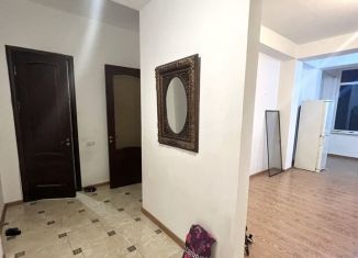 Сдается в аренду двухкомнатная квартира, 57 м2, Дагестан, улица Ленина