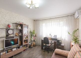 Продаю 3-комнатную квартиру, 65 м2, Ростовская область, Футбольная улица, 26