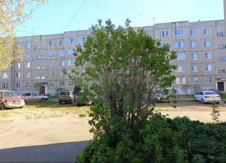 Трехкомнатная квартира на продажу, 66.5 м2, Ярославская область, Инженерная улица, 26