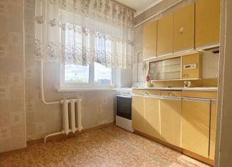 Двухкомнатная квартира в аренду, 42 м2, Омская область, проспект Мира, 100В
