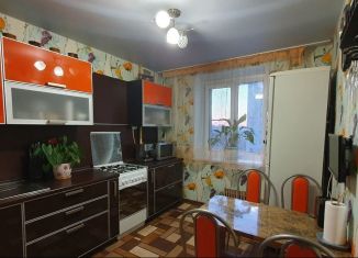 Продажа четырехкомнатной квартиры, 75 м2, Волгоград, проспект Металлургов, 74