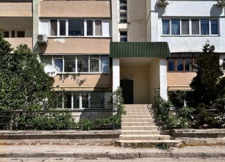 2-комнатная квартира на продажу, 66.2 м2, Крым, улица 9 Мая, 126