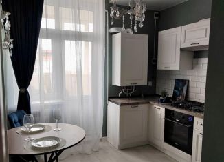 Продаю двухкомнатную квартиру, 70 м2, Таганрог, улица Пархоменко, 58-2/2